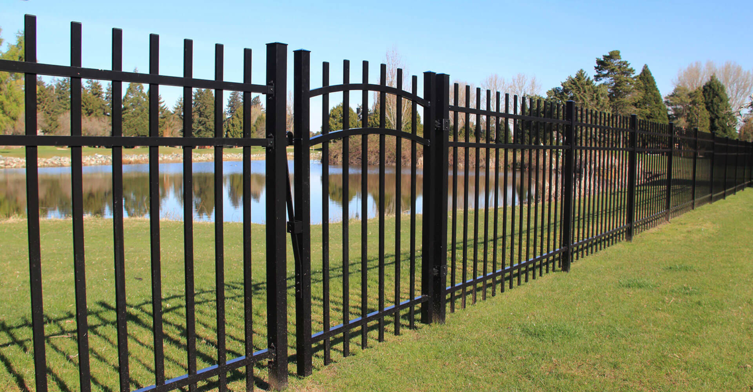 Fencing Aluminum Fencing Peak Products (Canada)